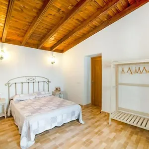 La Casa Del Bisa , Genovés España